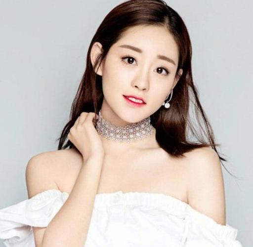 王菁华个人资料和剧照 2123eab3b6844d89bb53cf2266249131.jpeg