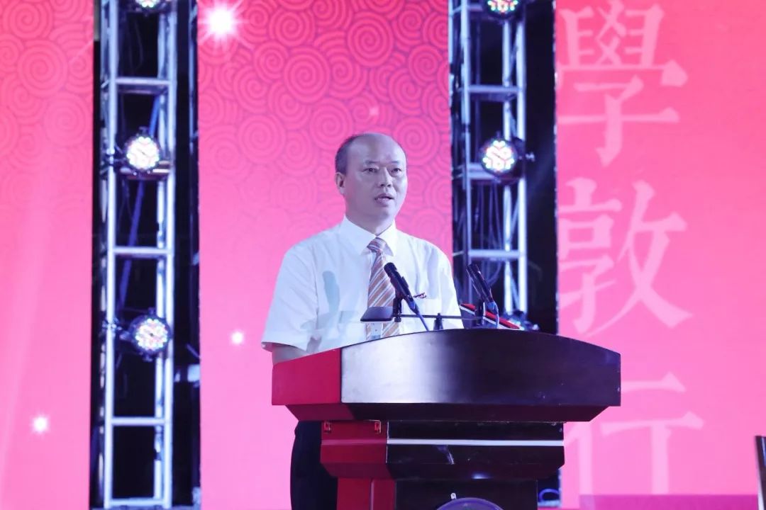 心向未来 为求学而来 | 浙江理工大学校长陈文兴在2019级新生开学典礼上的讲话