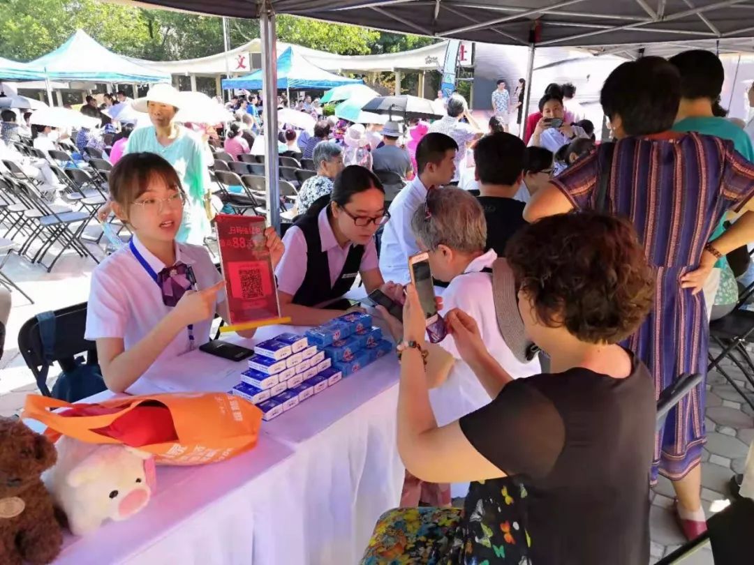 与主流媒体手牵手 送惠民服务进社区_天津电视台