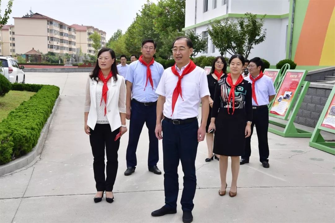 张宏璞,林恒等区领导来到了这里.