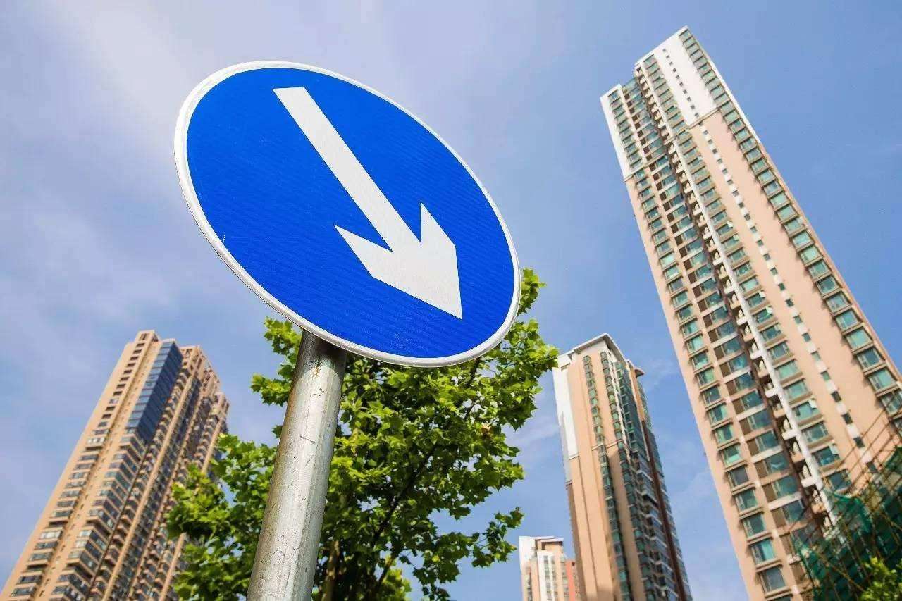 烟台 2019 gdp_2019上半年城市GDP排名出炉,你的家乡上榜了吗(3)