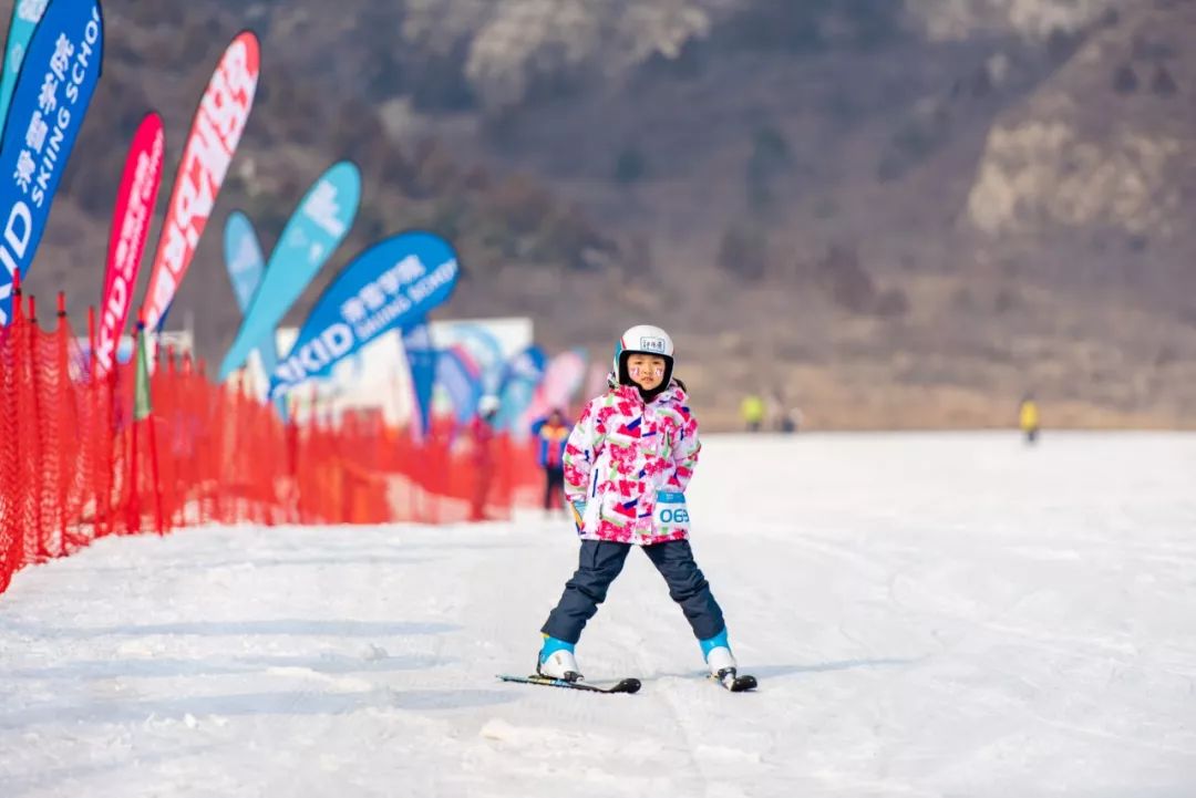 雷竞技RAYBET2019-20滑雪季开启让爱的温度包围整个冬天(图3)