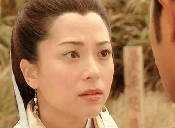 因颜值高红了十年,一心嫁给穷小子的他,如今成豪门富太太 因颜值高红了十年,一心嫁给穷小子的他,如今成豪门富太太