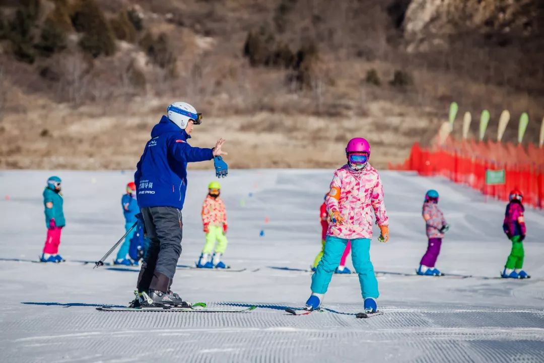 雷竞技RAYBET2019-20滑雪季开启让爱的温度包围整个冬天(图6)