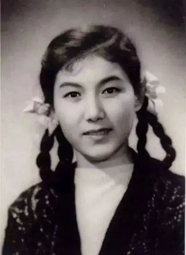 的绝世爱恋--舞剧《吴祖光梦别新凤霞》