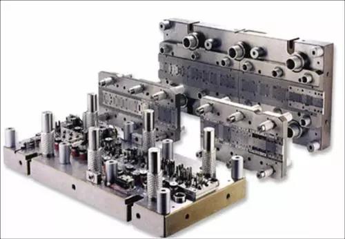 模具厂排名_模具厂图片车间