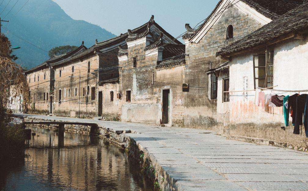 广西瑶族洞穴,专家探寻8天走不到尽头,里面真的藏着世外桃源?
