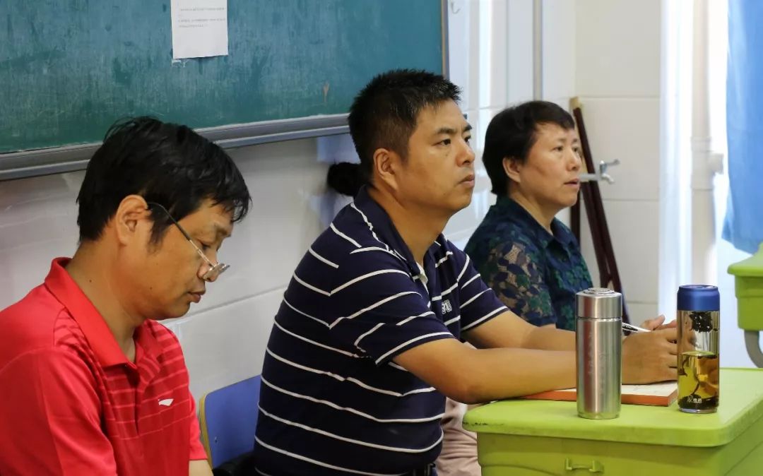 石家庄十五中新学期第一站教科所专家到我校指导教学工作