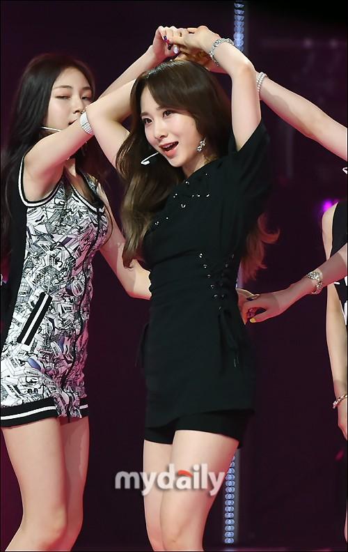 「md photo」 韩国女团rocket punch参加《show champion》直播
