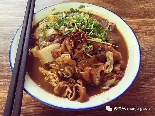 大锅煮猪肉方法 31c838967c4644e693354719c88145c6.jpeg