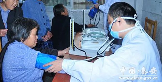 贫困人口失联_失联人口图片