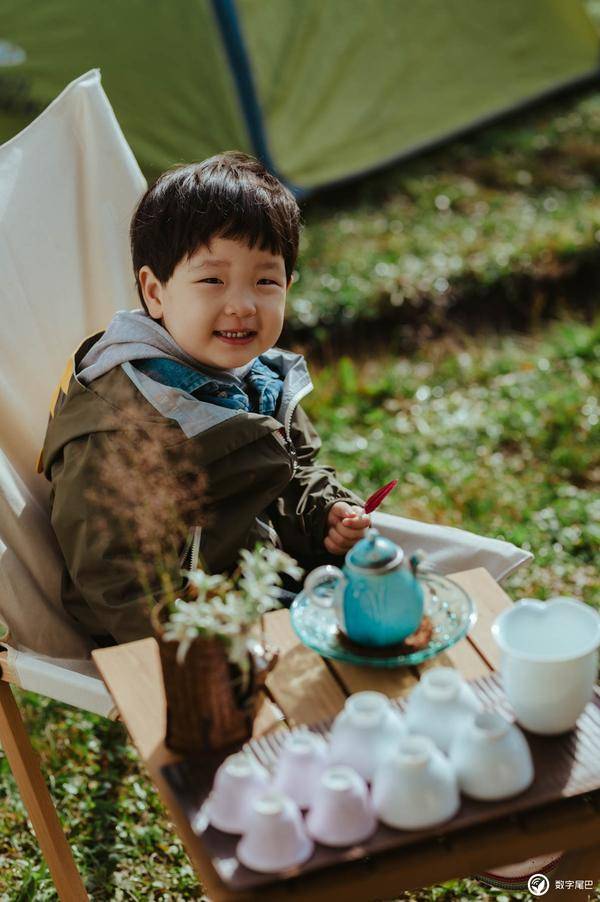 飞云之上:开在云端的星空茶社