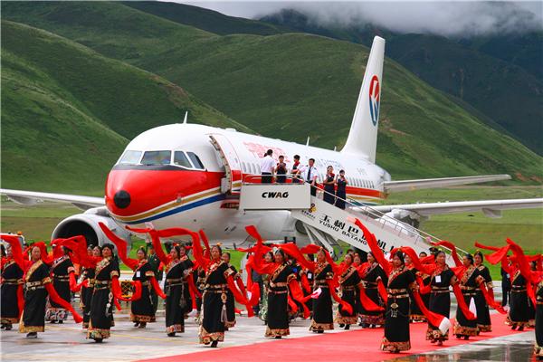 从空中生命线到最佳旅游支线机场看玉树机场蝶变之路