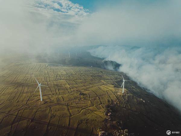 飞云之上:开在云端的星空茶社