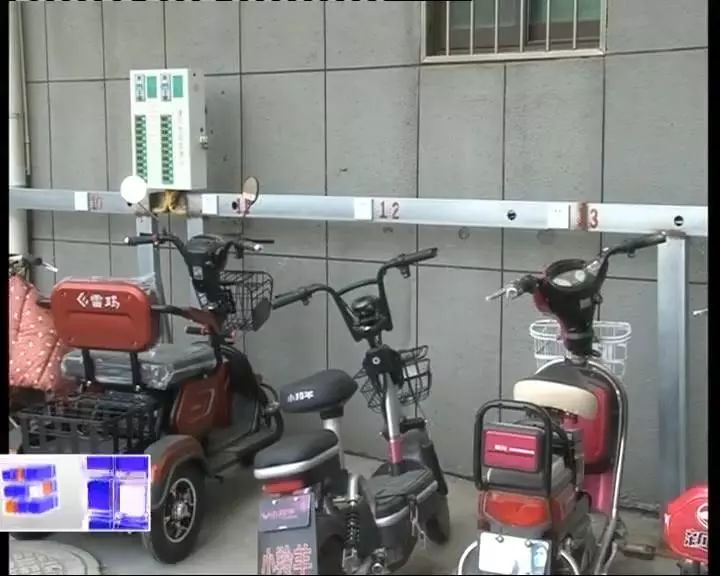 电动车户外充电箱 d3724abf743d4fafb4f2503aa614a319.jpeg