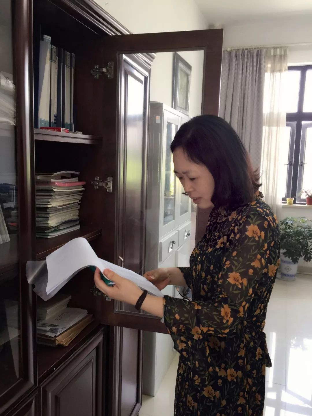 寻榜样忆初心丁艳做一颗有温度的螺丝钉