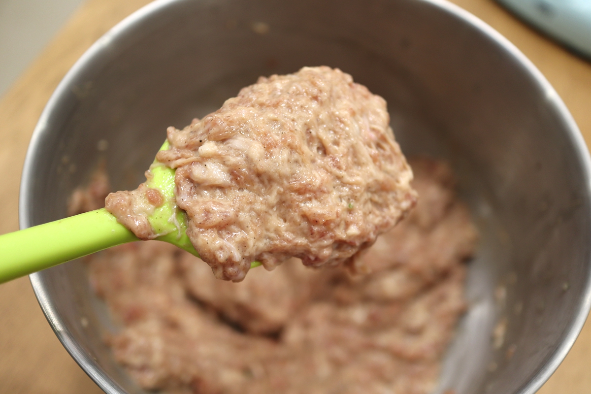 怎么把肉做成午餐肉 dc83ca5c22394e7cbb922d304e0439f1.jpeg