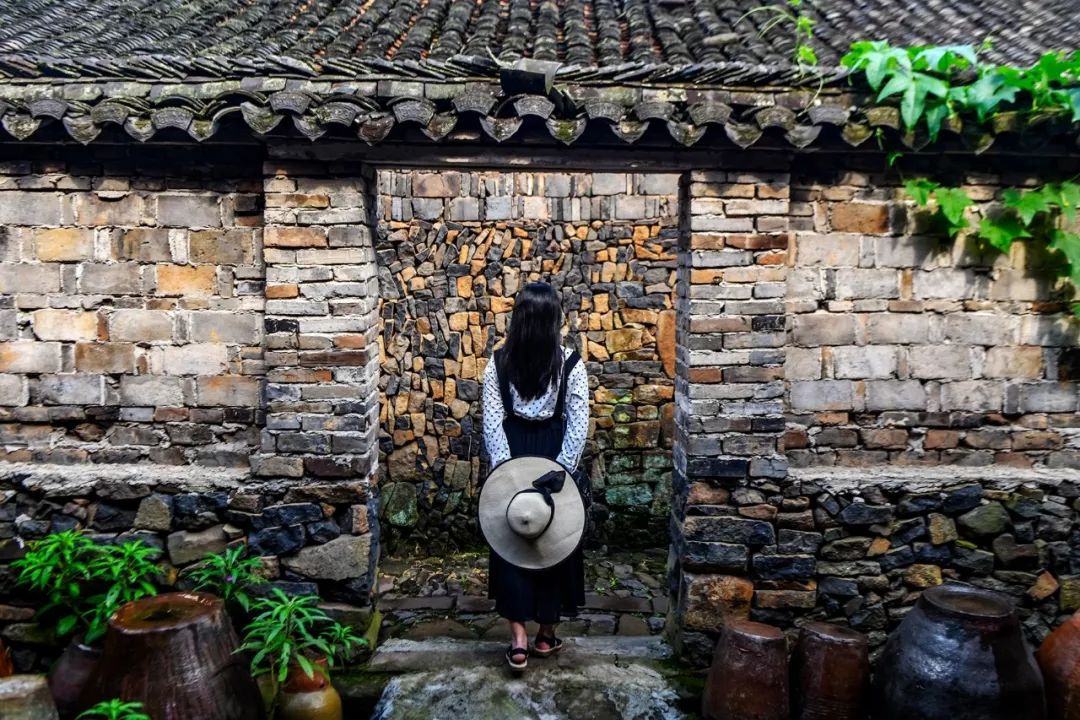 泡火山温泉,赏水下孔十八涡,游乌石村百杖潭——趣磐安游历浙江之心