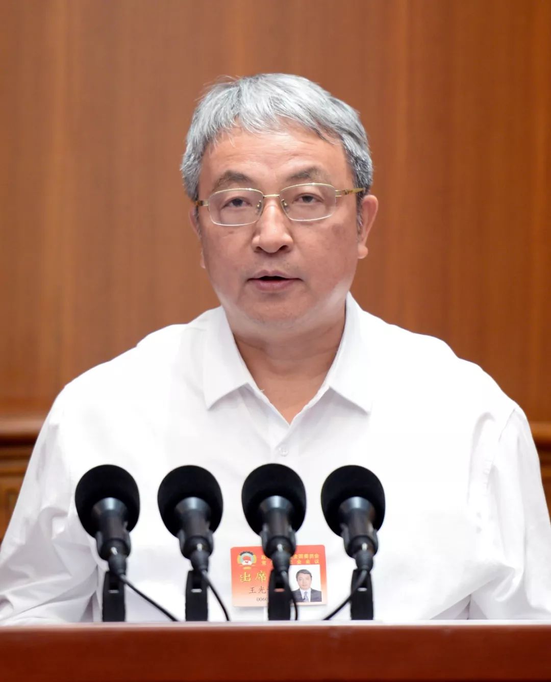 全国政协常委 王光谦探索西部高校内涵式发展提升高校教师的专业素质.