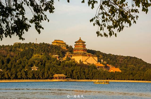 世界旅游城市排行榜出炉，北京挤进前十，这些热门景点你去过吗？