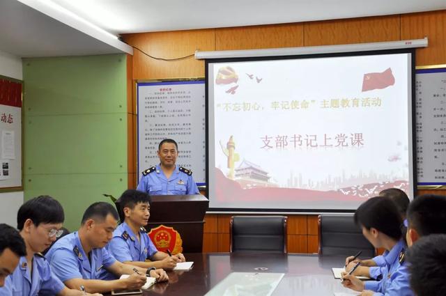 2017年大湾区经济总量员_粤港澳大湾区图片(3)