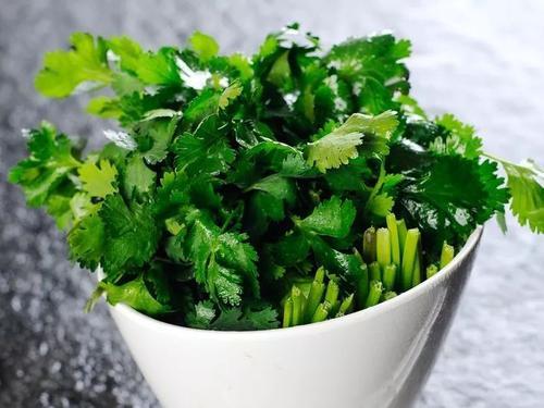 饭店里面吃刷锅香菜怎么切