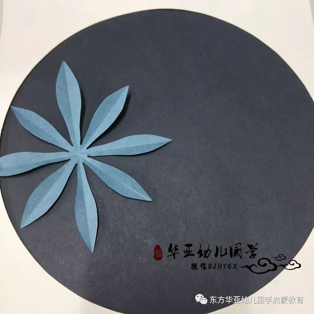 蒹葭苍苍,迎一季秋凉丨华亚国学写意剪纸白露节气环创