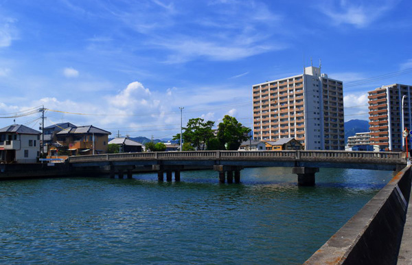 住在静冈清水市的樱桃小丸子