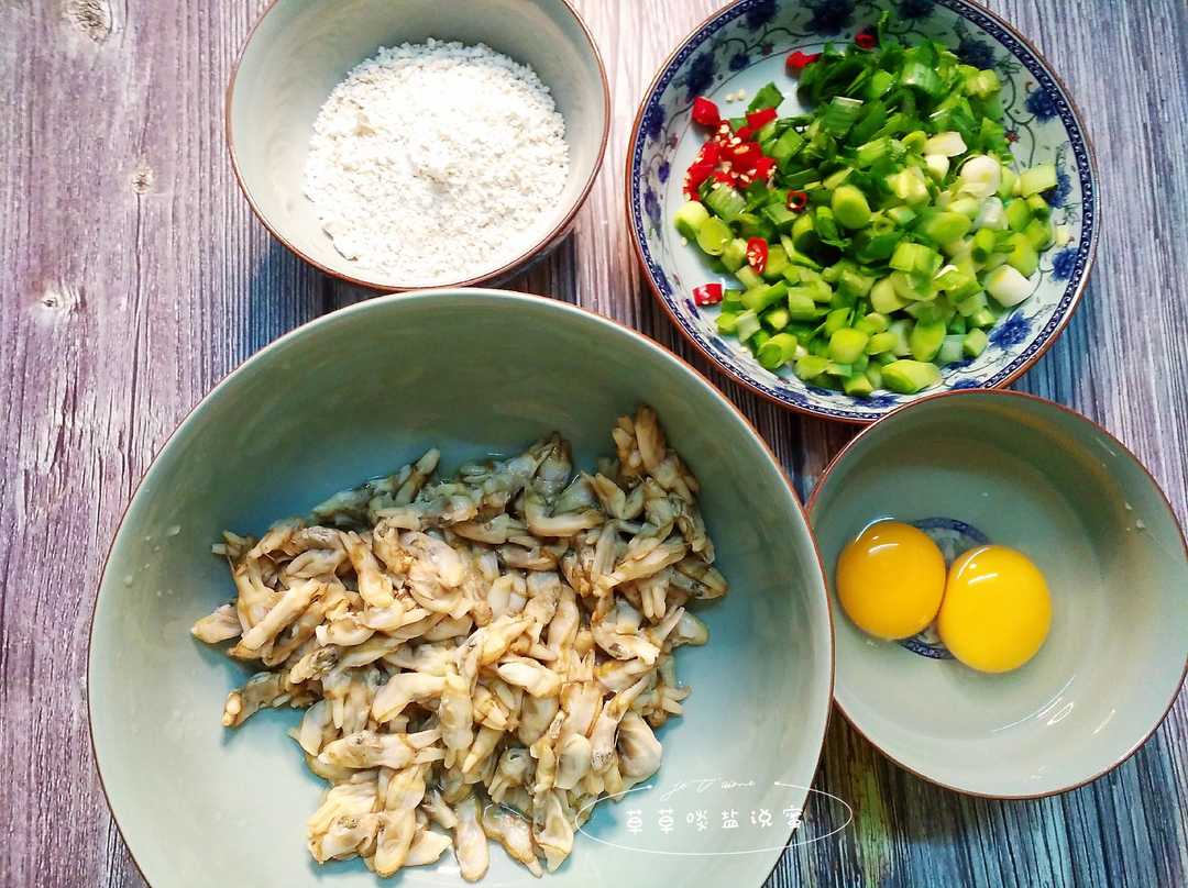 《贫穷料理》:无论身处何方,一日三餐,都要按时