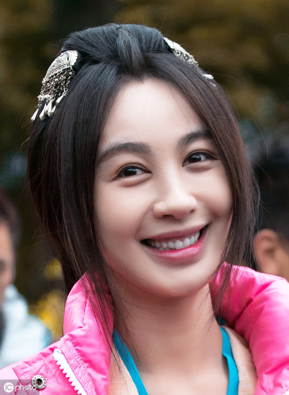 李菲儿古装亮相真的不舍眨眼