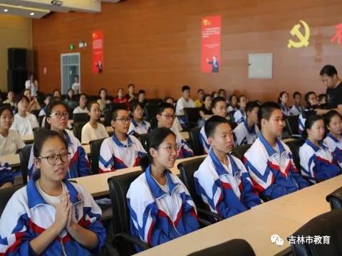 2019"古韵江城 古琴高峰学术论坛在毓文中学启幕