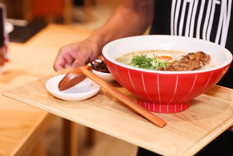 现煮现卖的茶饮 5613e8801e8743428ef50009f4fc8ede.jpeg