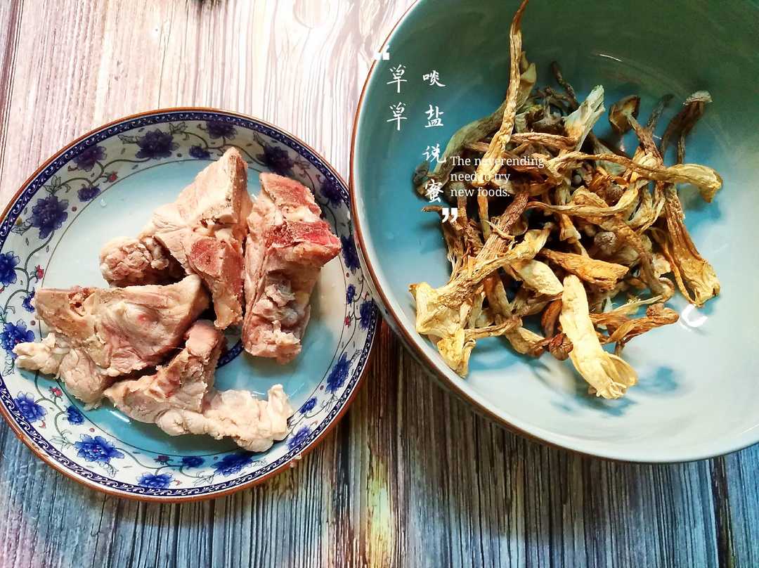 《贫穷料理》:无论身处何方,一日三餐,都要按时