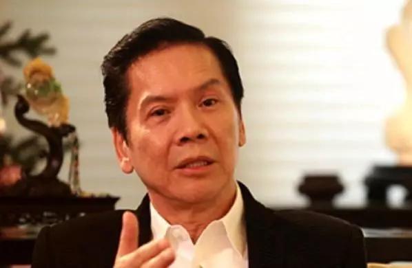 被向华强力捧,功夫肌肉不输甄子丹张家辉,却一