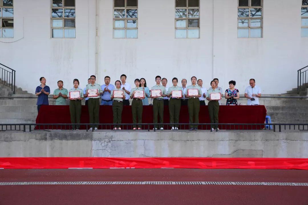 【阳泉一中】阳泉一中举行2019-2020学年第一学期开学