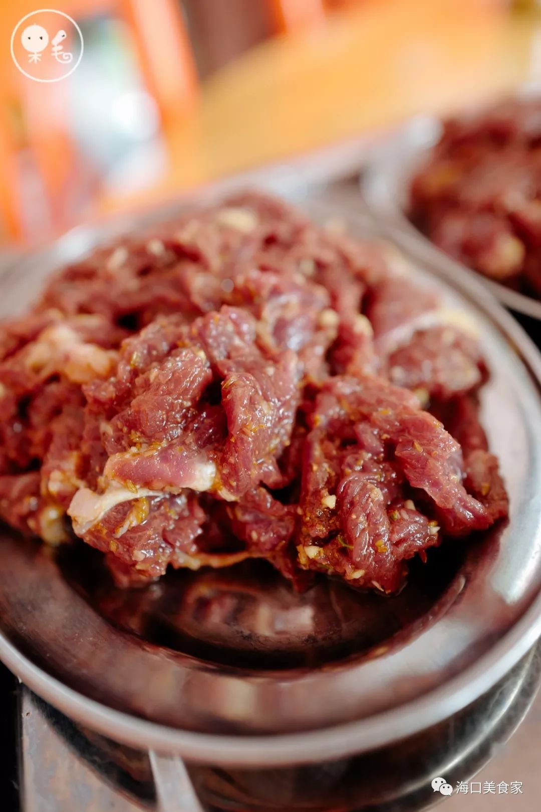猪肉太贵翘班去吃会跳舞的定安仙沟牛肉