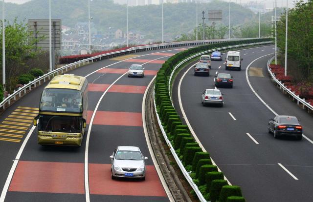 收费站最新政策 97f249aaabb5499ba173427880f71f83.jpeg