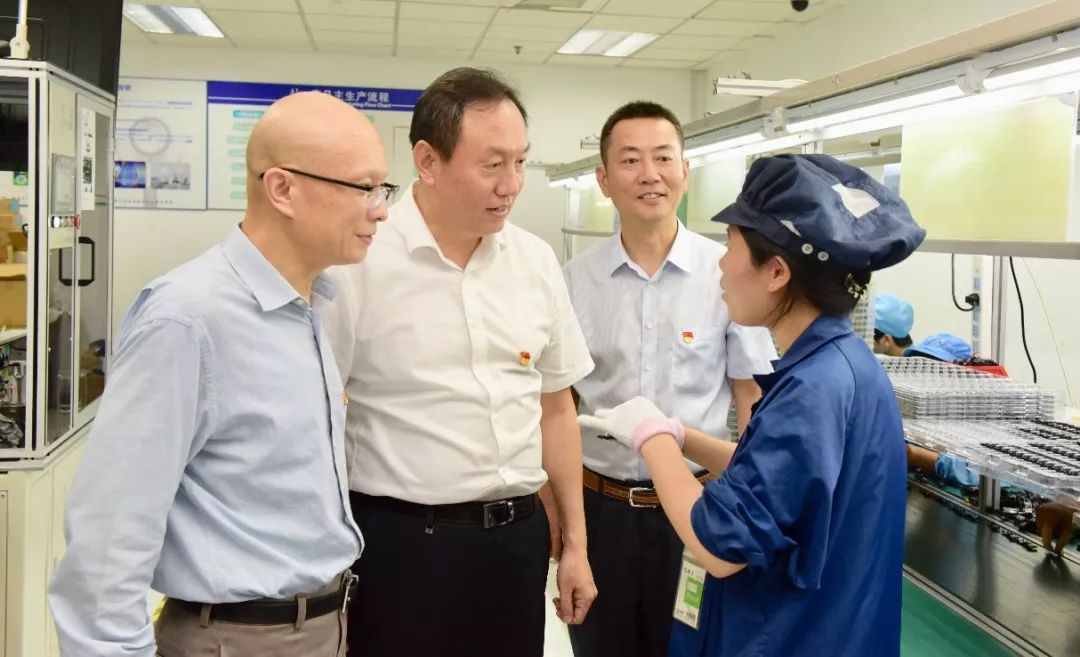 中国普天党委副书记孔繁新一行赴东信集团调研