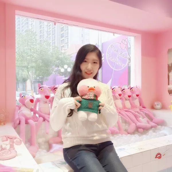 长腿妹子