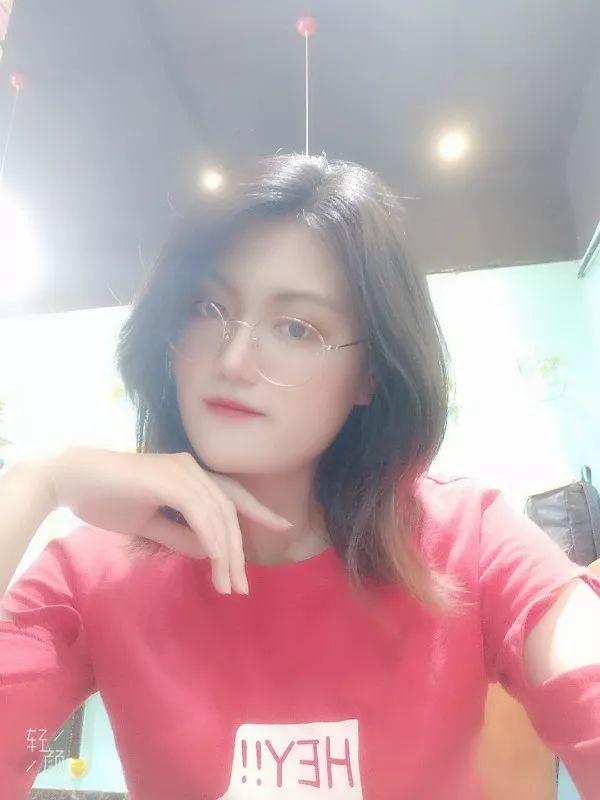 长腿妹子