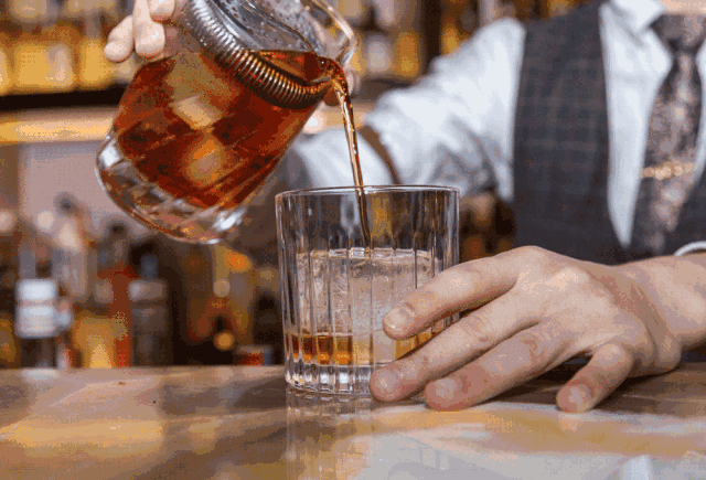 300 款进口酒水1折起,科罗娜,1664,蓝妹,蛇毒通通打折