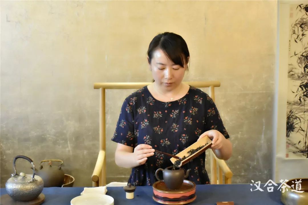 爱喝茶的女人,骨子里都会透着美!