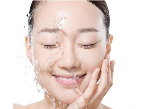 皮肤修复屏障医学护肤品有哪些 f5b264b87984496d87b9470baeff1dcf.jpeg