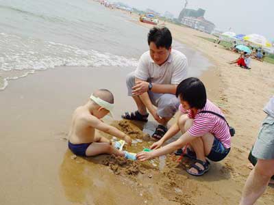                     入秋后，宝宝穿衣做到“三暖一凉”，妈妈早知道，宝宝少生病！