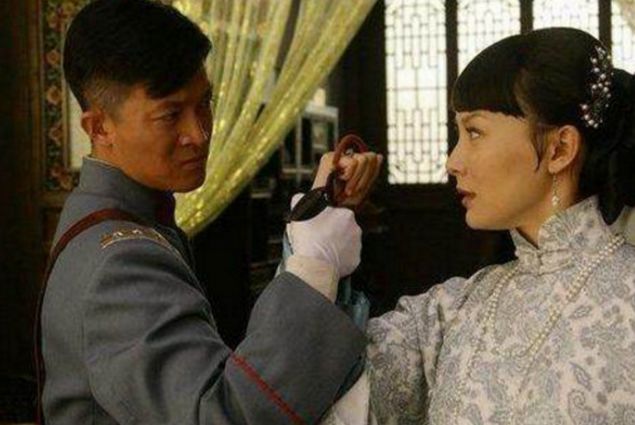 十三哥电视剧 2ae7364e0bec4d20a9d5d59e2e755cc8.jpeg