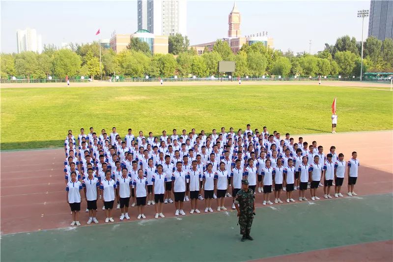 少年筑梦负壮志 青春奋进自此时——记河北保定外国语学校2019级新生