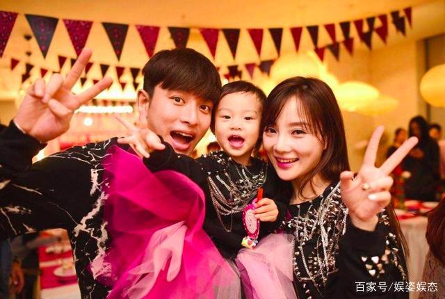 李小璐已退出公司,贾乃亮被打脸,删除否认离婚声明!