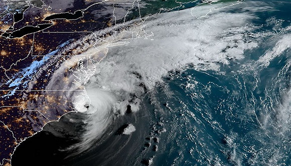 【天下头条】鲍威尔“支持经济增长”言论强化降息预期飓风多利安横扫美国北卡