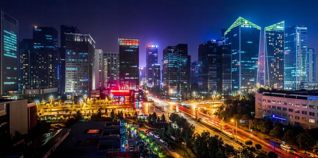 成都天府新区gdp_实用 想在成都买房的注意了 各区县房价走势图献上(3)