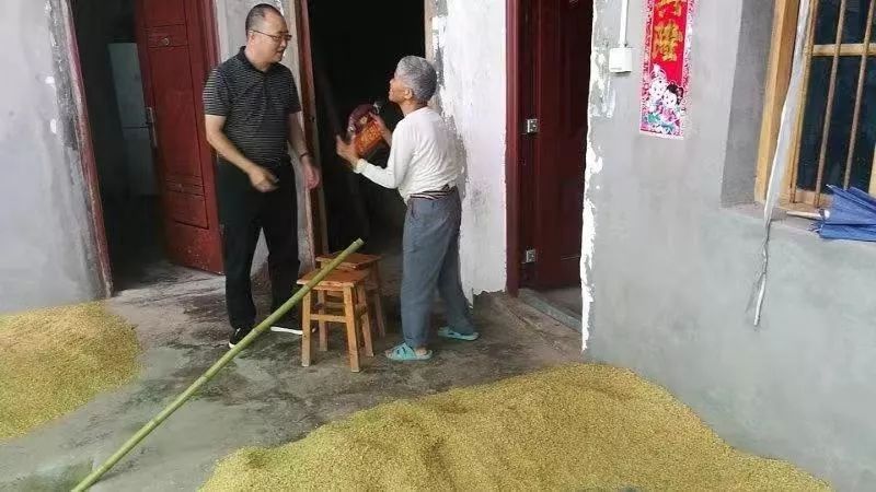 柏泉镇人口_柏泉护肤品价格和图片(3)